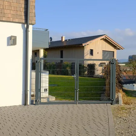 Weitblick - Zwei Schlafzimmer - Terrasse - Kamin