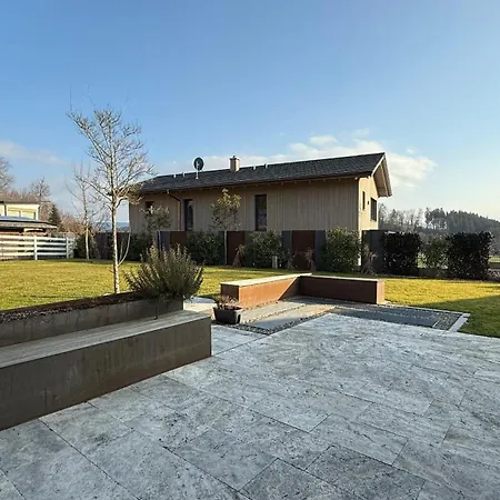 Weitblick - Zwei Schlafzimmer - Terrasse - Kamin * Wangen im Allgäu