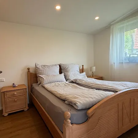Weitblick - Zwei Schlafzimmer - Terrasse - Kamin Appartement